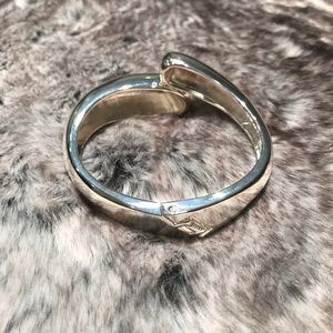 Silver tear drop bracelet